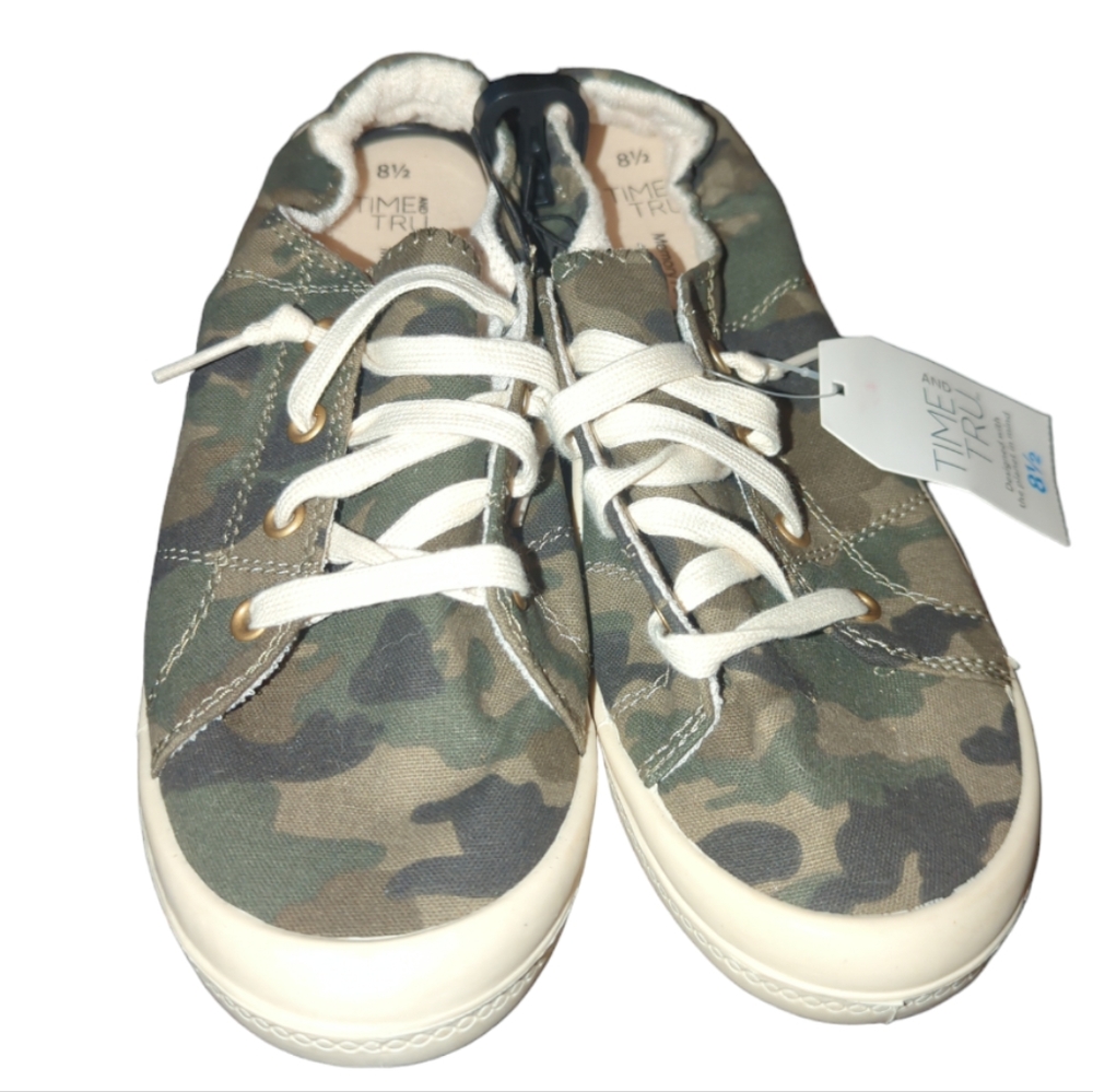 Time & Tru Camo Slide In Flats